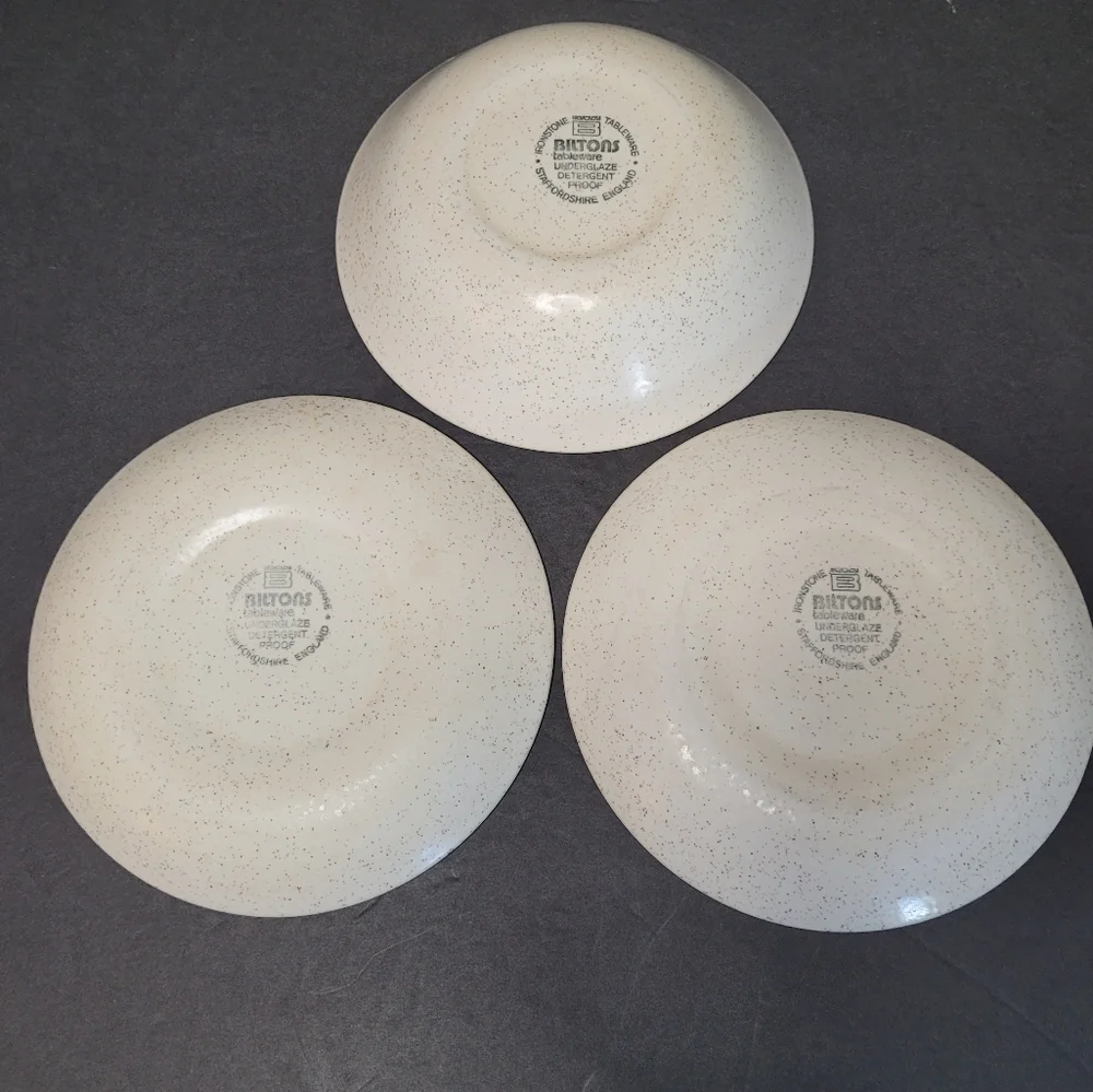 Vintage Biltons Lot Two Dessert Snack Salad Plates and One Cereal Bowl Excellent